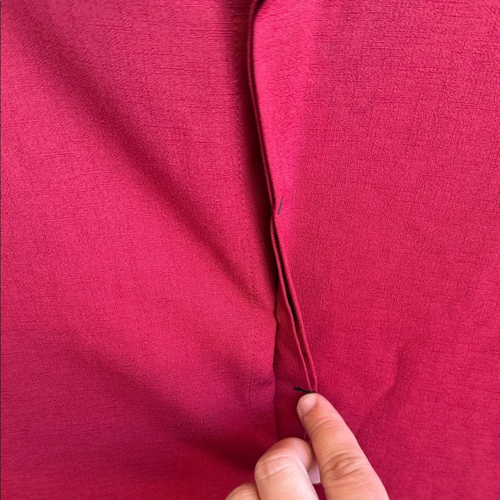 Classic Red Men's Dress Shirt - Picture 4 of 4